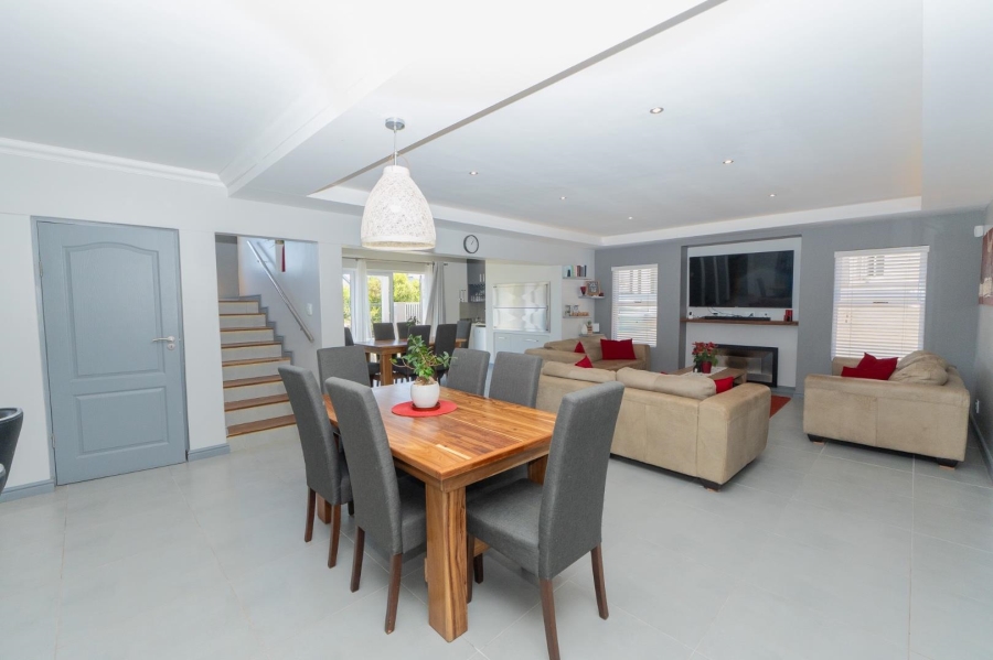 4 Bedroom Property for Sale in Laguna Sands Western Cape